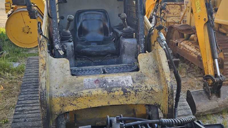 OmecoHub - CATERPILLAR 272C
